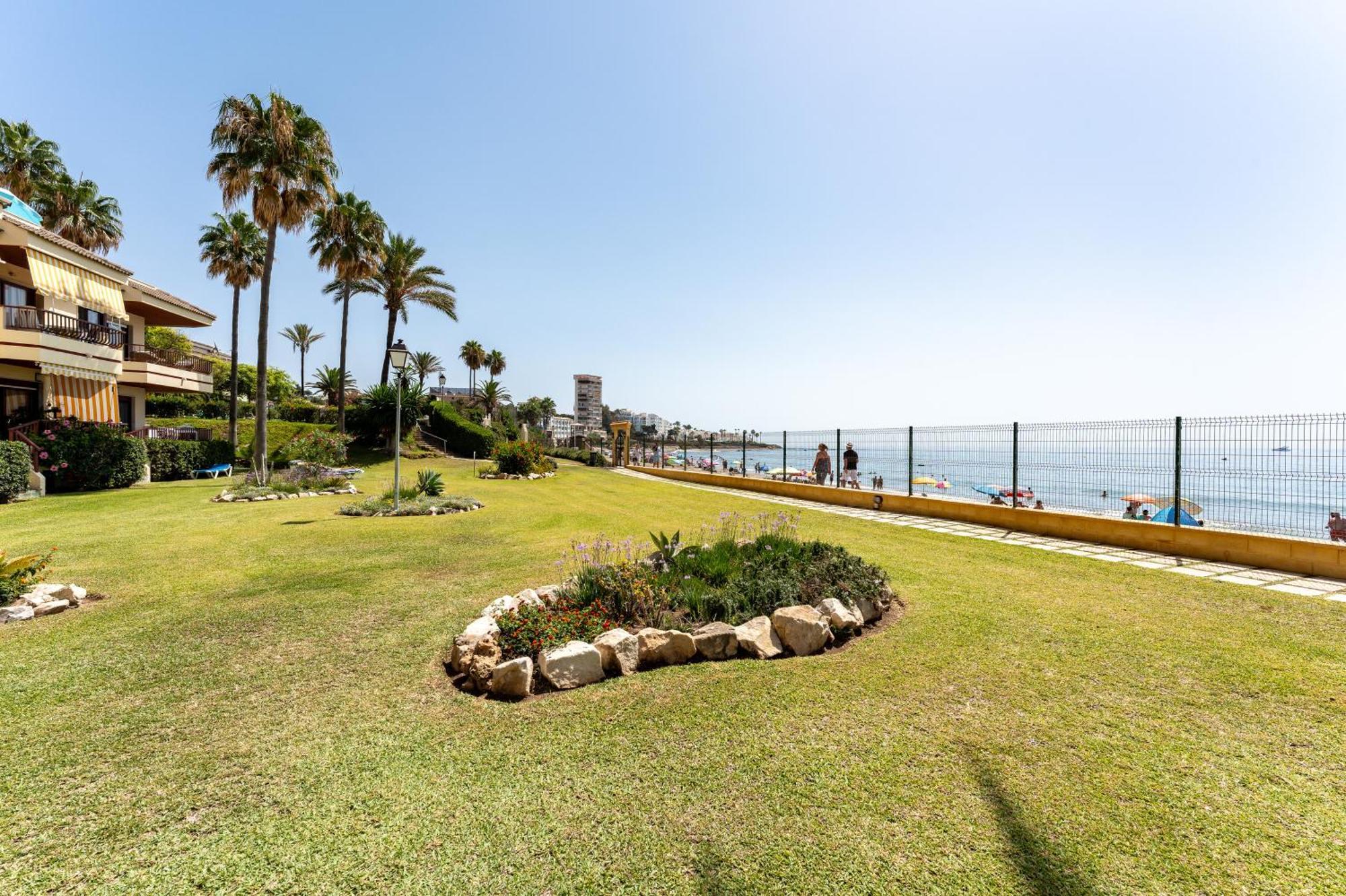 Lubina Sol Beach Sitio de Calahonda Bagian luar foto